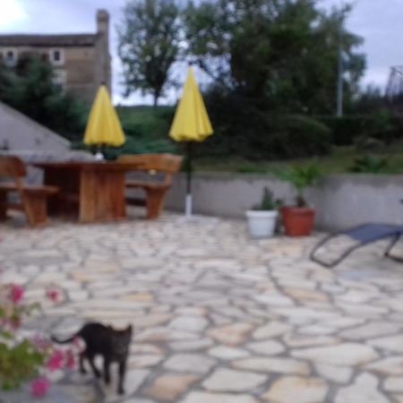 Holiday Home Izabela Krsan Екстер'єр фото