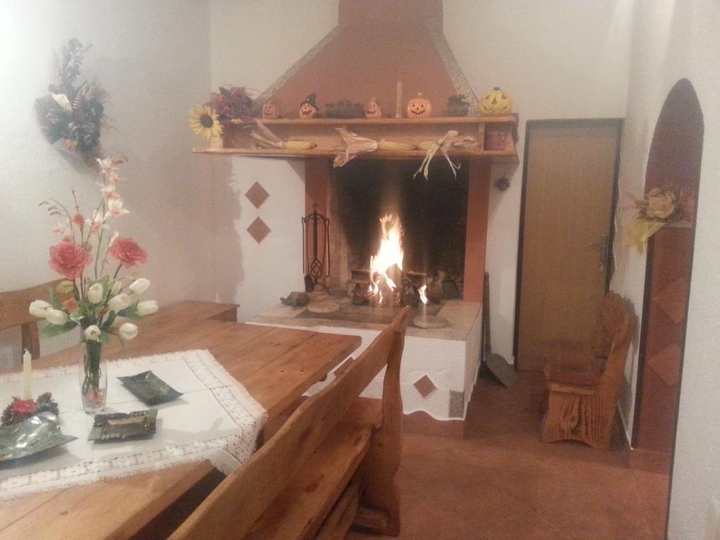 Holiday Home Izabela Krsan Екстер'єр фото